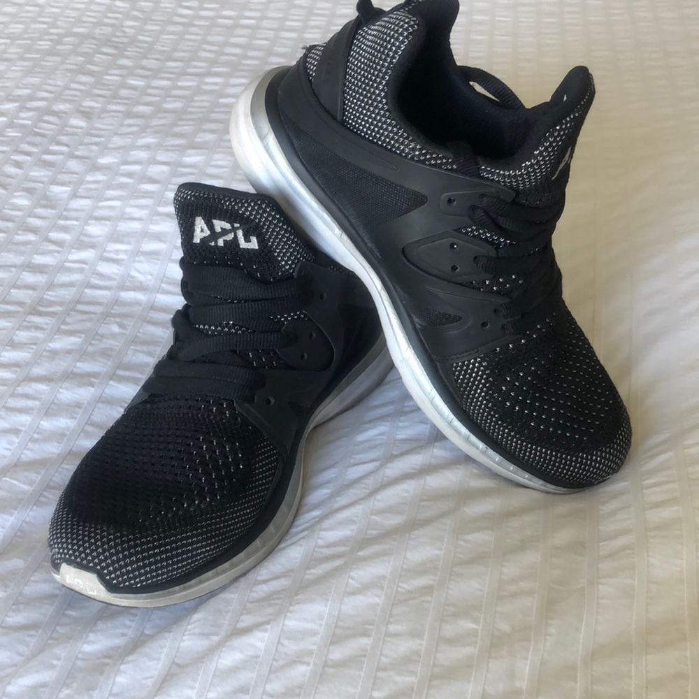 APL Sneakers
